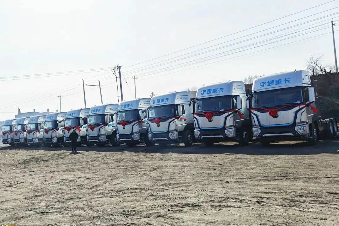 多面開花，多項(xiàng)突破！宇通3月批量大單火熱交付多地