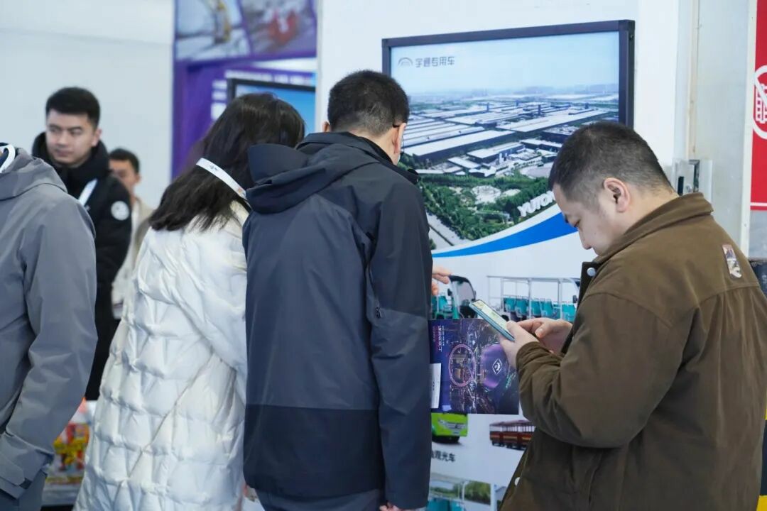 誠(chéng)邀共赴 | 宇通專用車與您相約2025 中國(guó)(鄭州)旅游休閑娛樂(lè)產(chǎn)業(yè)博覽會(huì)