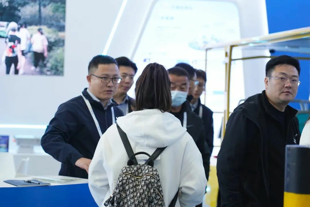 誠(chéng)邀共赴 | 宇通專用車與您相約2025 中國(guó)(鄭州)旅游休閑娛樂(lè)產(chǎn)業(yè)博覽會(huì)