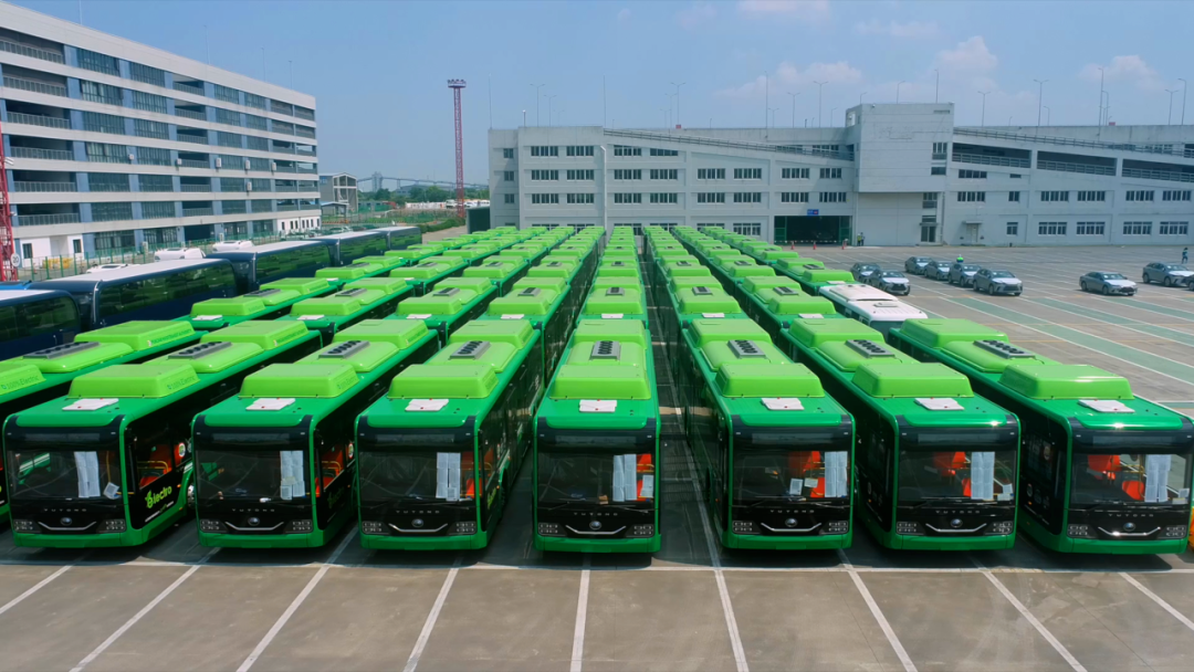 400輛批量交付！宇通新能源公交陸續(xù)奔赴巴基斯坦