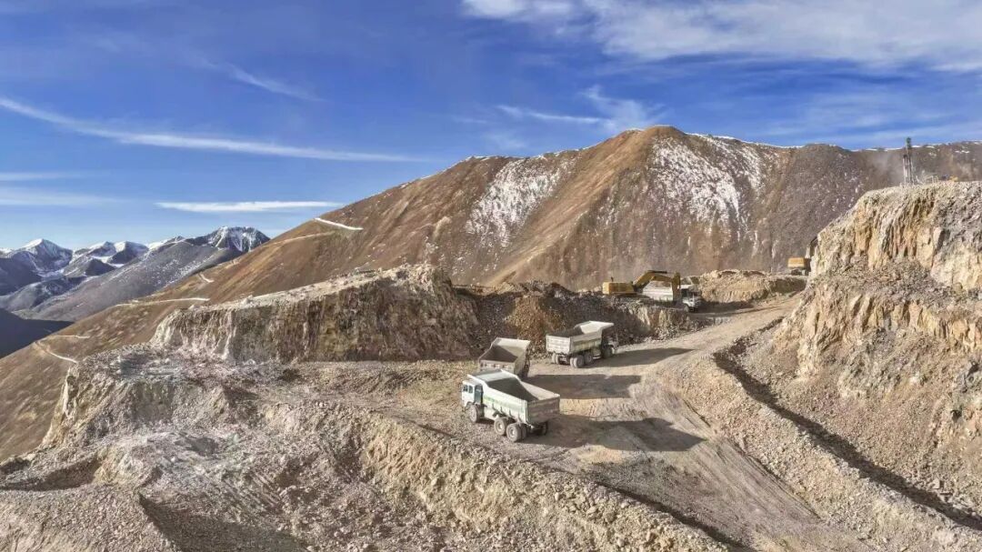 宇礦同行|宇通礦卡受邀參加全球礦業(yè)電氣化峰會(huì)，共繪零碳智慧礦山新藍(lán)圖！