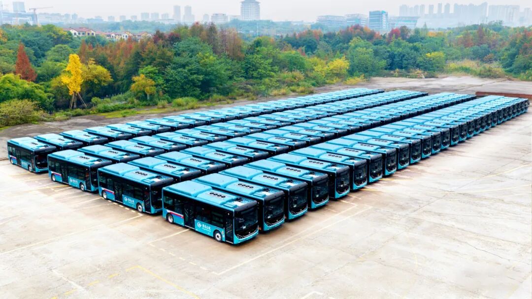 “以舊換新”政策延續(xù)！宇通“公交整體解決方案”持續(xù)助力