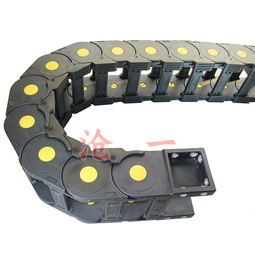 尼龍和塑料拖鏈